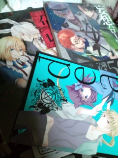 �������{